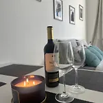 Apartment Urbanflat1615 With Parking Prague