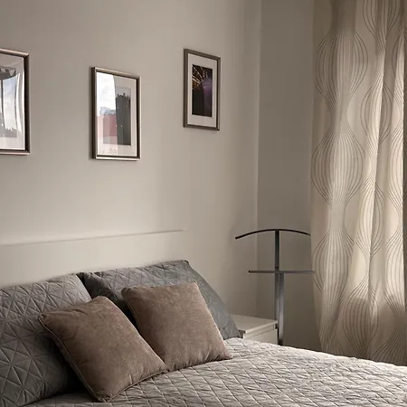 Urbanflat1615 With Parking * Prága