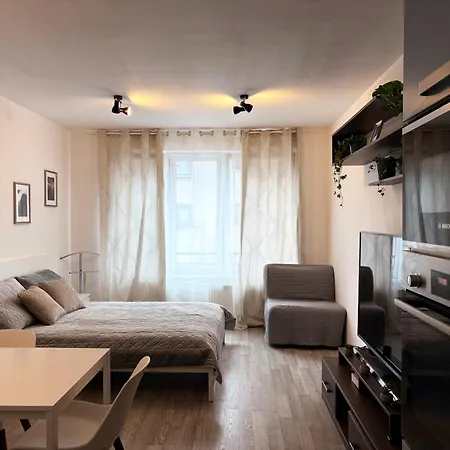Urbanflat1615 With Parking * Прага