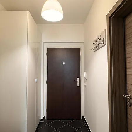 Urbanflat1615 With Parking Lägenhet Prag